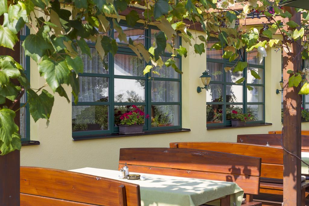 Burgenlaenderhof Hotel Garni Moerbisch Am See Exterior photo